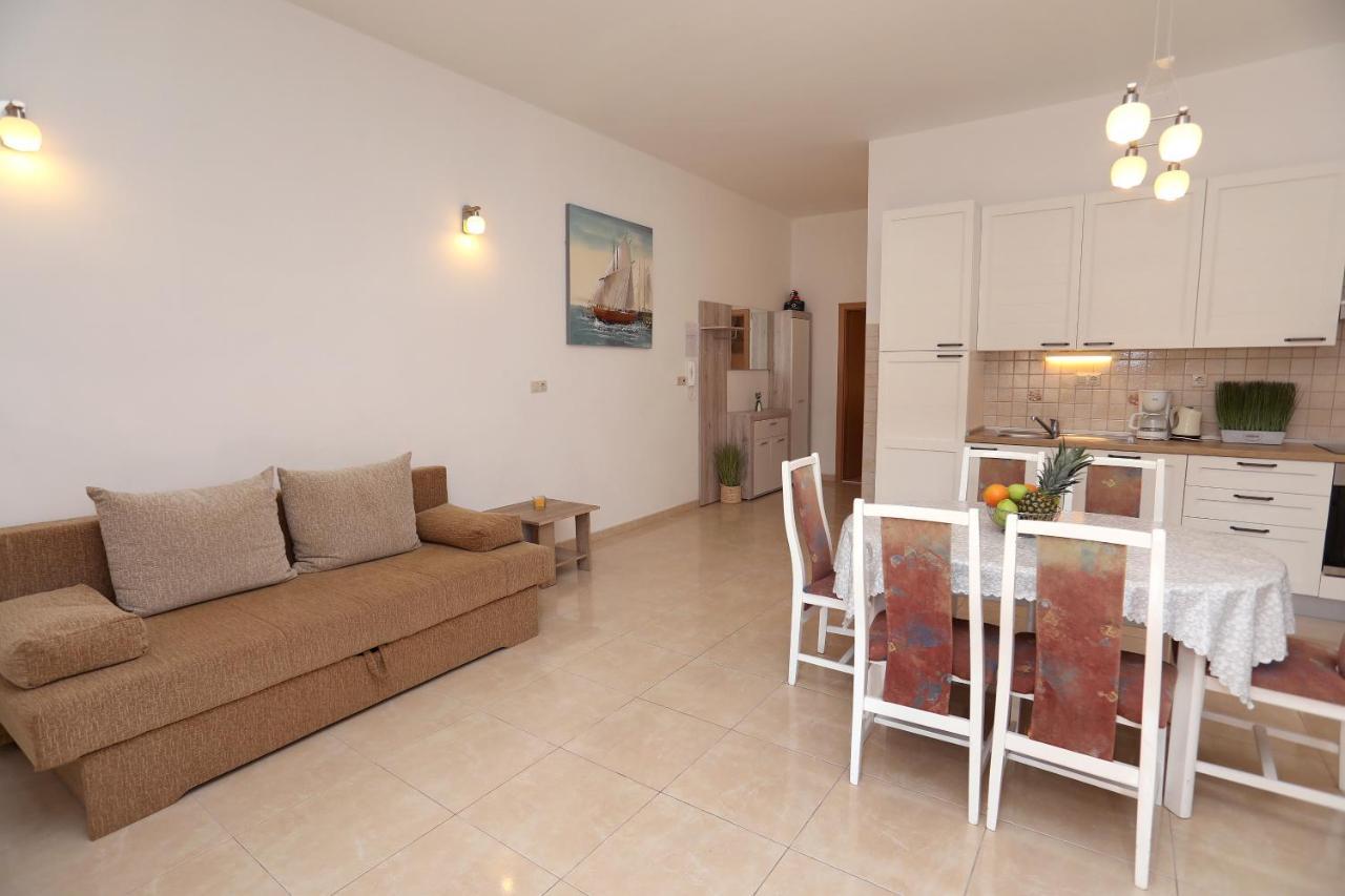 Vila Kuzmanic Trogir Buitenkant foto