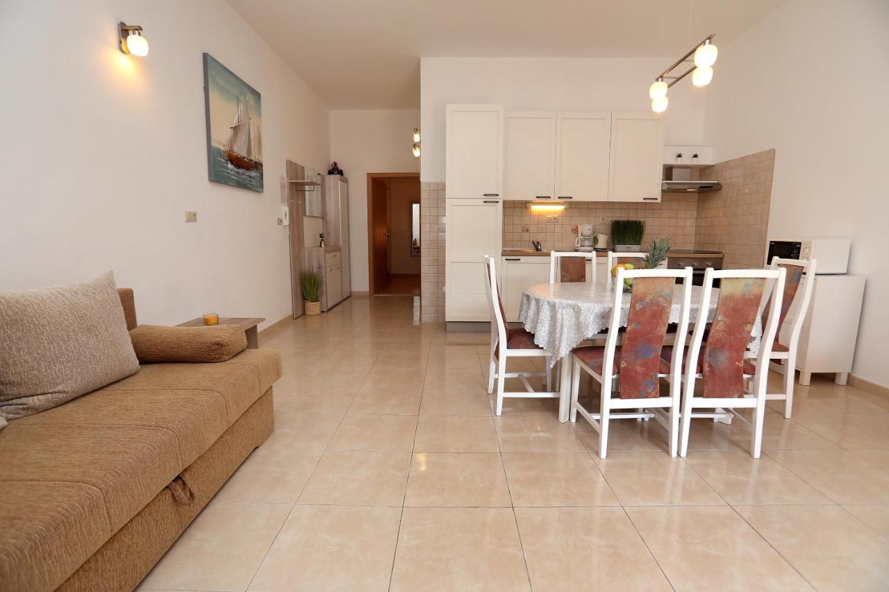 Vila Kuzmanic Trogir Buitenkant foto