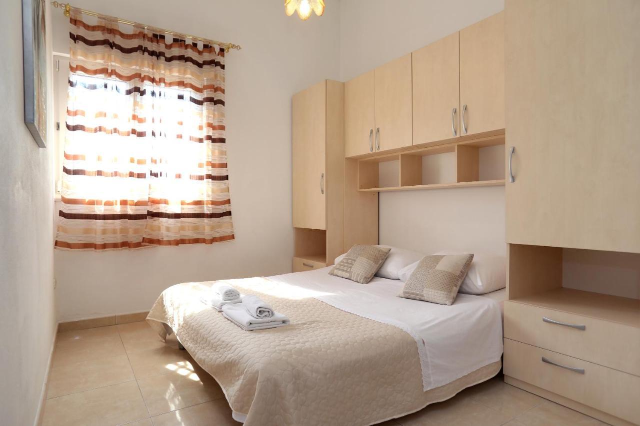 Vila Kuzmanic Trogir Buitenkant foto