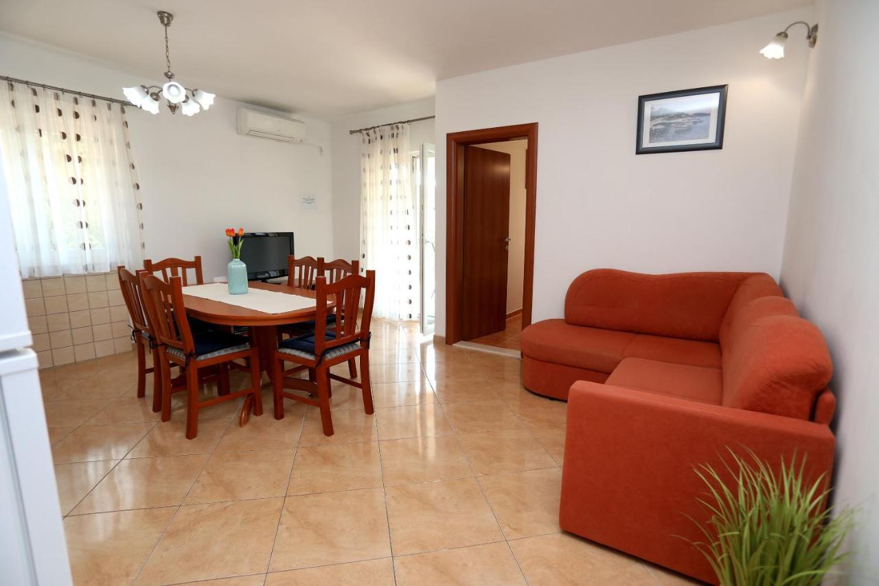 Vila Kuzmanic Trogir Buitenkant foto