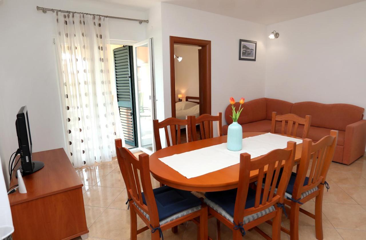 Vila Kuzmanic Trogir Buitenkant foto