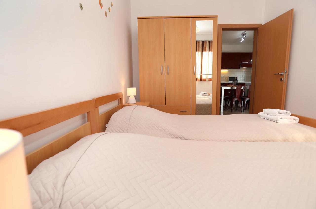 Vila Kuzmanic Trogir Buitenkant foto